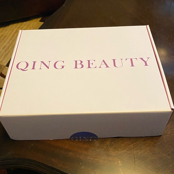 COPY - ALL NEW IN BOXES/ BIG PIGMENTED PALLET,HIGHLIGHTER,LASHES, EYE LINER & M… - Picture 14 of 14